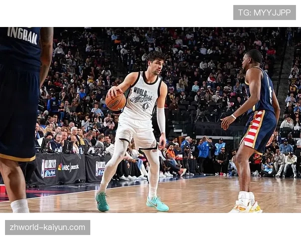 阿夫迪亚复出提升开拓者锋线 全能表现补强球队攻防两端