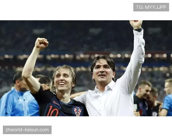 克罗地亚莫德里奇最后一舞 克拉马里奇佩特科维奇撑起锋线